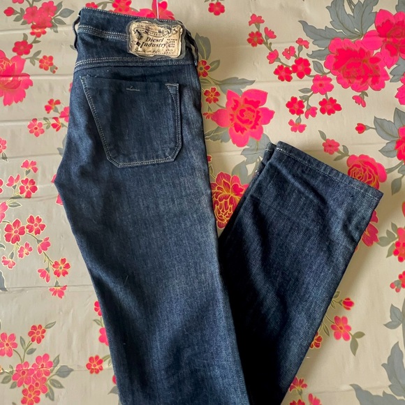 Diesel Lowky jeans (24) - Picture 2 of 5